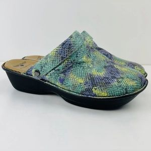 Nurse Mates Pillow Top "Gala" Slingback/Clogs/Mules Snake Pattern Shoes Size 6M